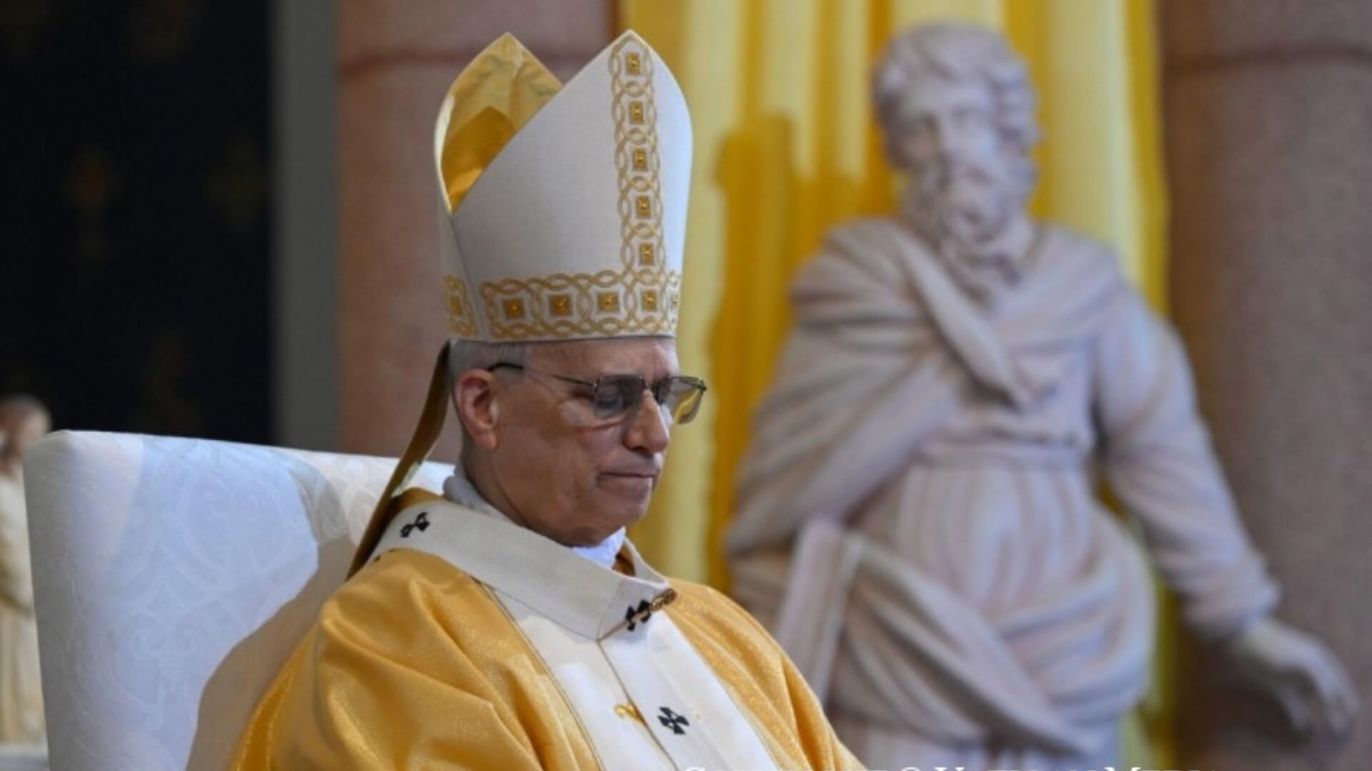 Pope Leo XIV Begins Africa Tour With Historic Algiers Mass