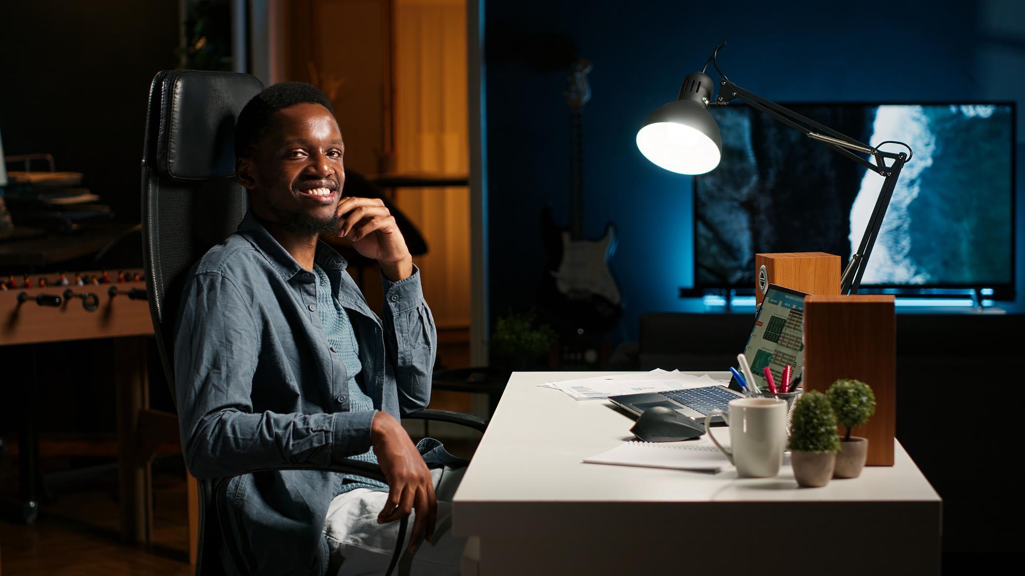 How to Build a Paid Community as an African Creator - Kobocourse