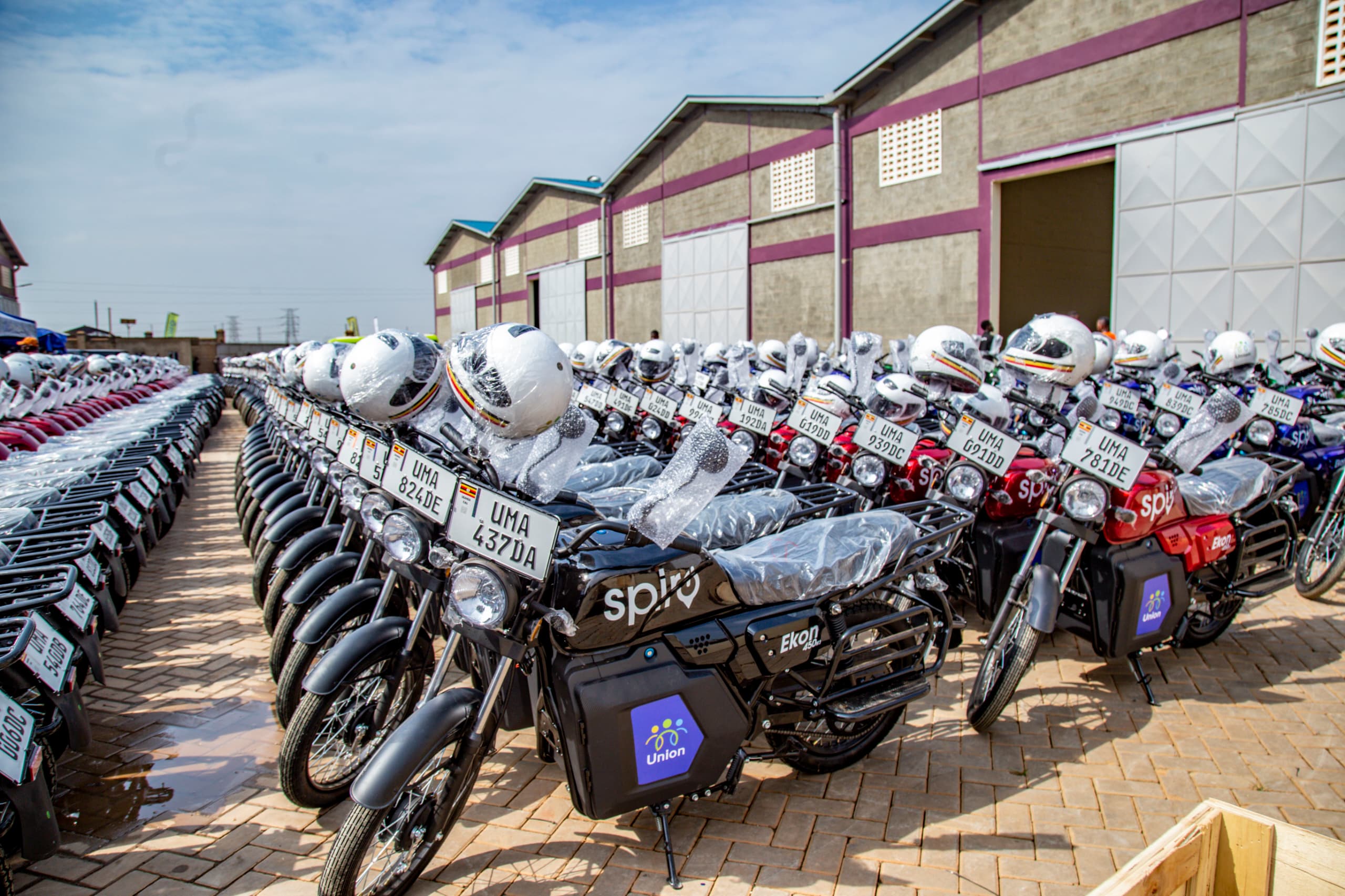 Spiro Deploys 500 Electric Motorcycles in Uganda In One Day! - CleanTechnica