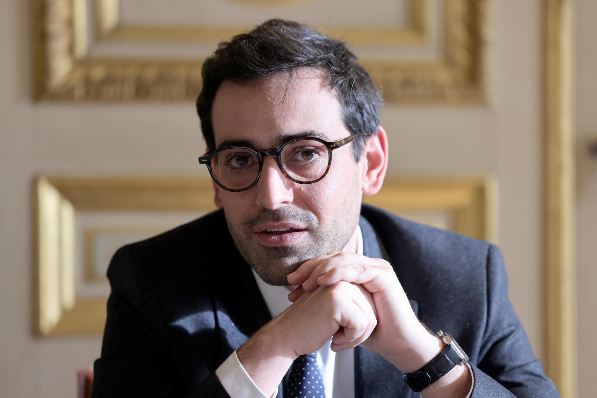 France Foreign Minister Visits Central African Republic to Rebuild Relations